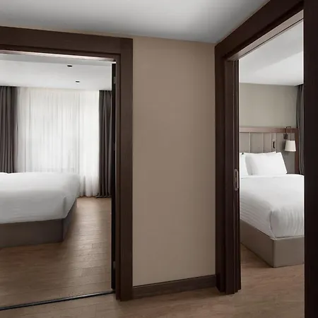 Hotel By Marriott