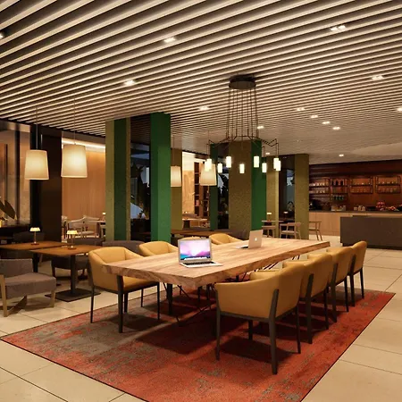 Hotel By Marriott *
